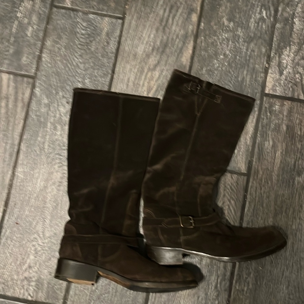 Vero Cuoio Suede Boots